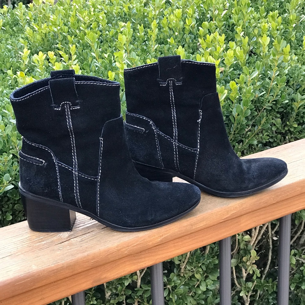Vince Camuto Booties